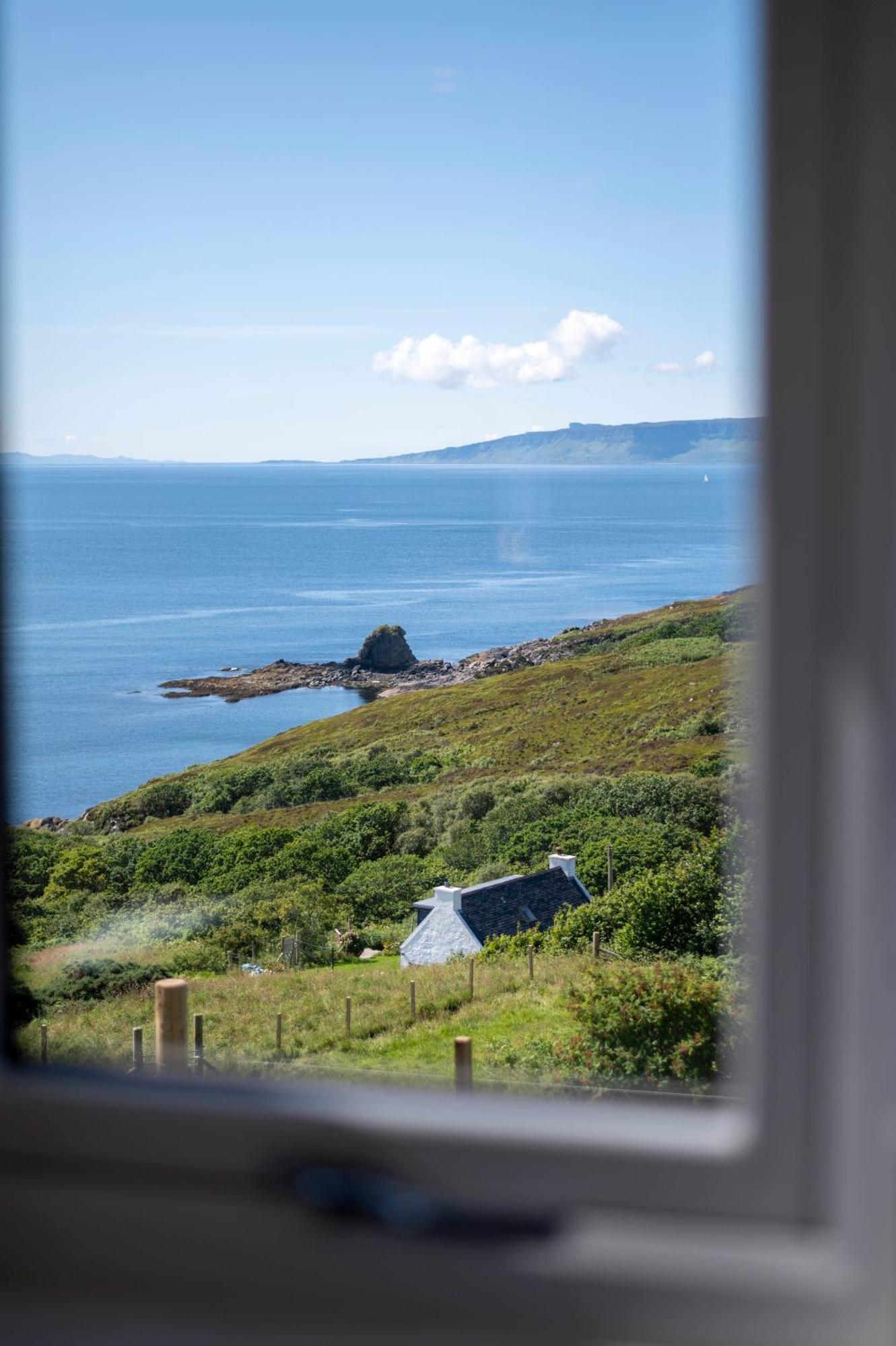 Aird of Sleat Hut On The Hillヴィラ エクステリア 写真